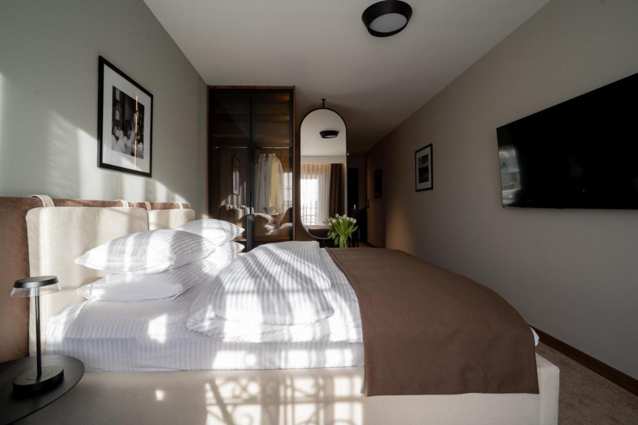 Downtown Apartments プリシュティナ エクステリア 写真