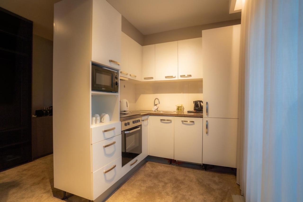 Downtown Apartments プリシュティナ エクステリア 写真